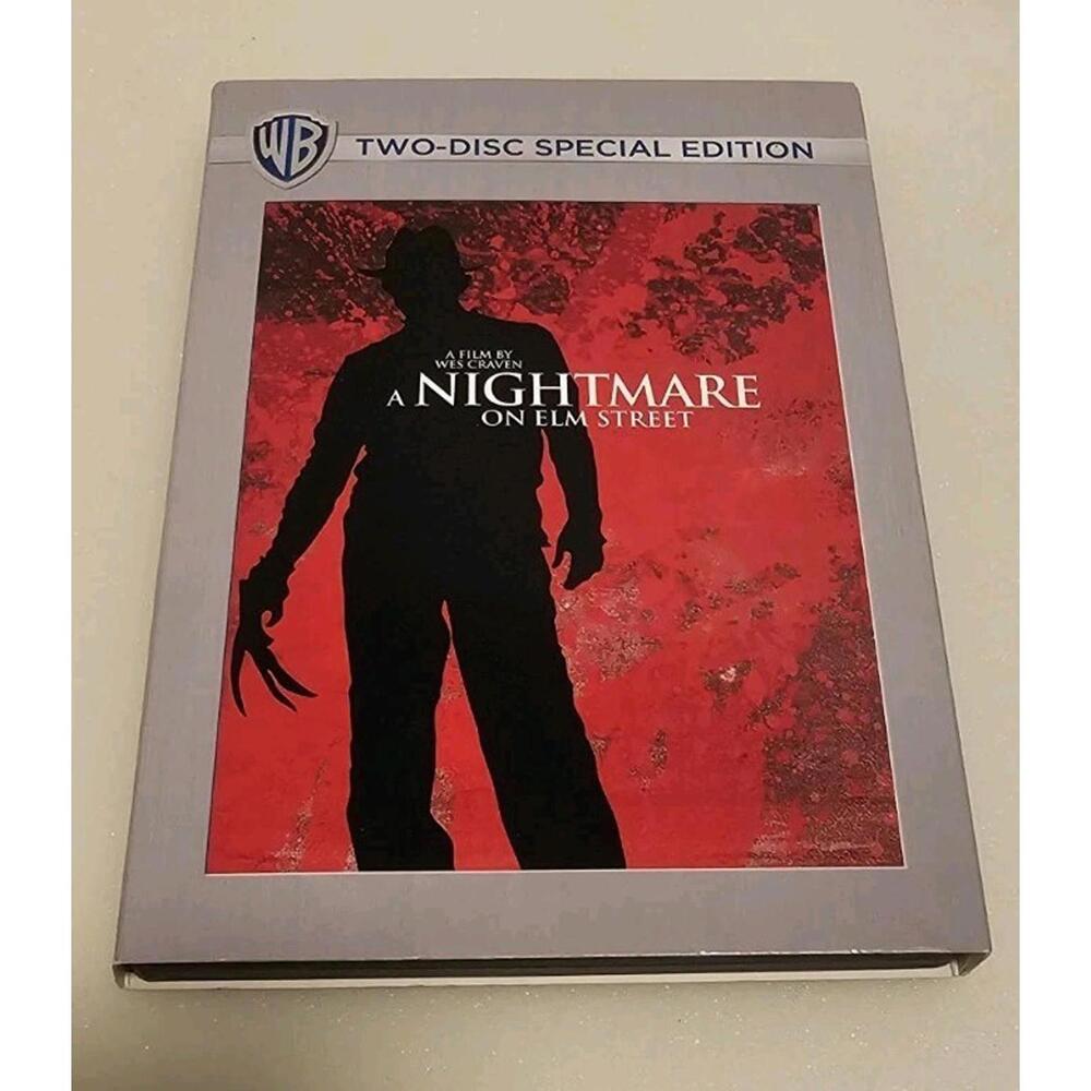 A Nightmare on Elm Street (1984) (Two Disc Special Edition) With Slipcover‎
